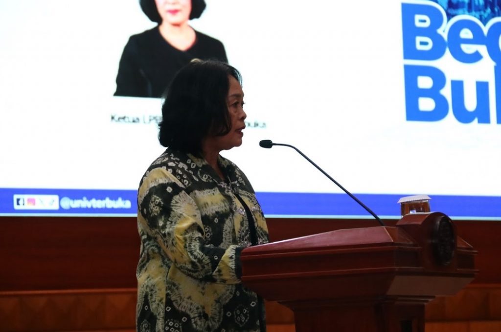 Mengapa Satu Keputusan Bisa Mengubah Banyak Hal? UT Bedah Dua Buku tentang Masa Depan Tata Kelola Pemerintahan
